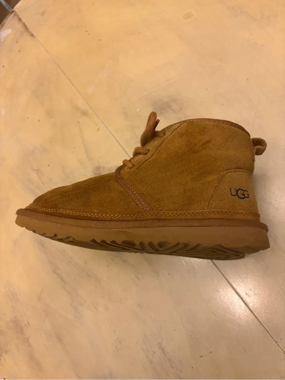 Big Kids UGG Neumel II Ankle Boots - Chestnut Suede, Size 5 US 1017320K